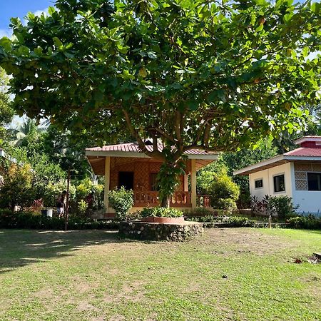 Paco'S Garden Home Stay Mambajao Bagian luar foto