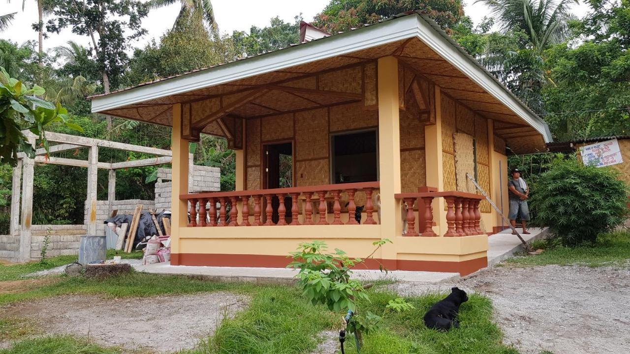 Paco'S Garden Home Stay Mambajao Bagian luar foto