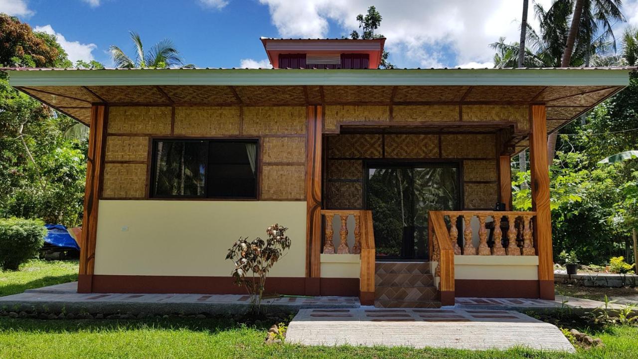 Paco'S Garden Home Stay Mambajao Bagian luar foto