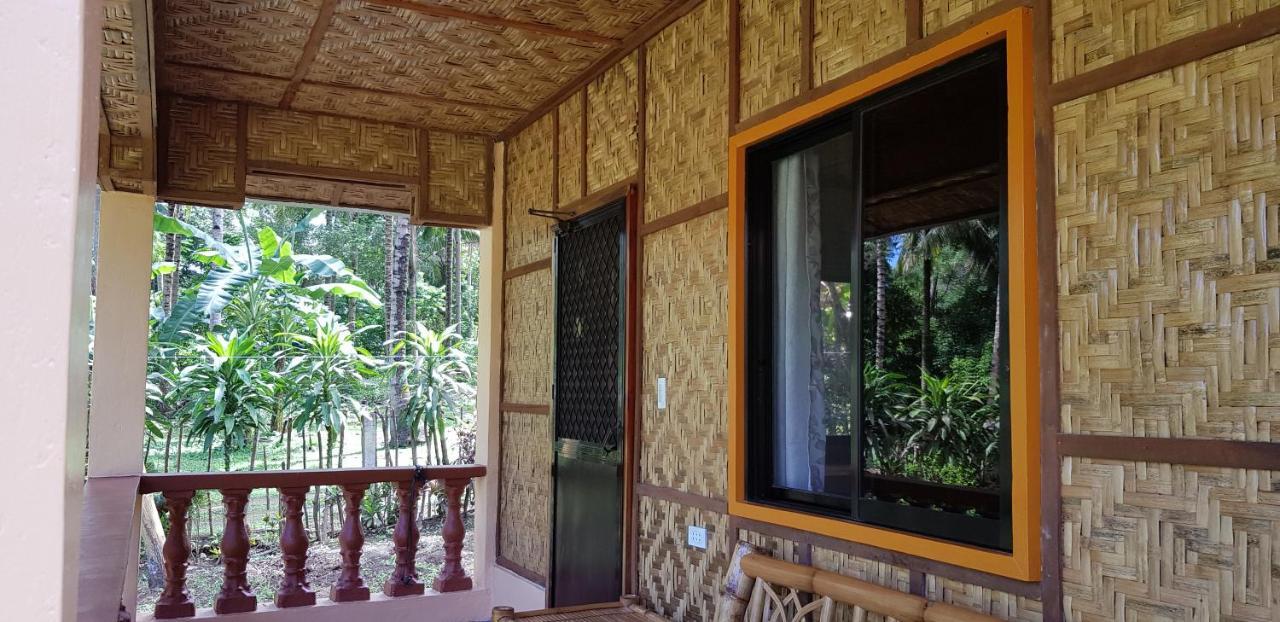 Paco'S Garden Home Stay Mambajao Bagian luar foto