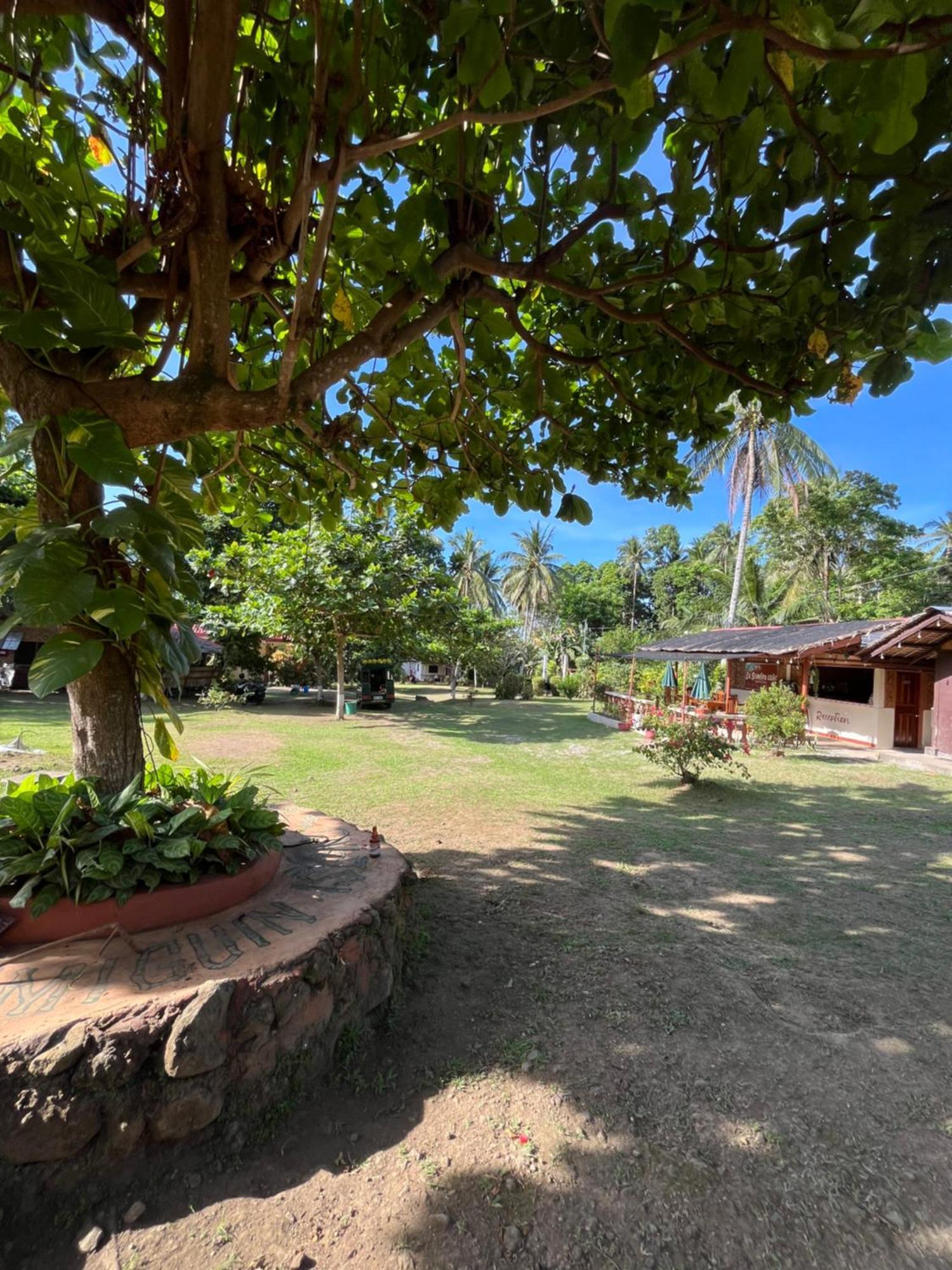Paco'S Garden Home Stay Mambajao Bagian luar foto