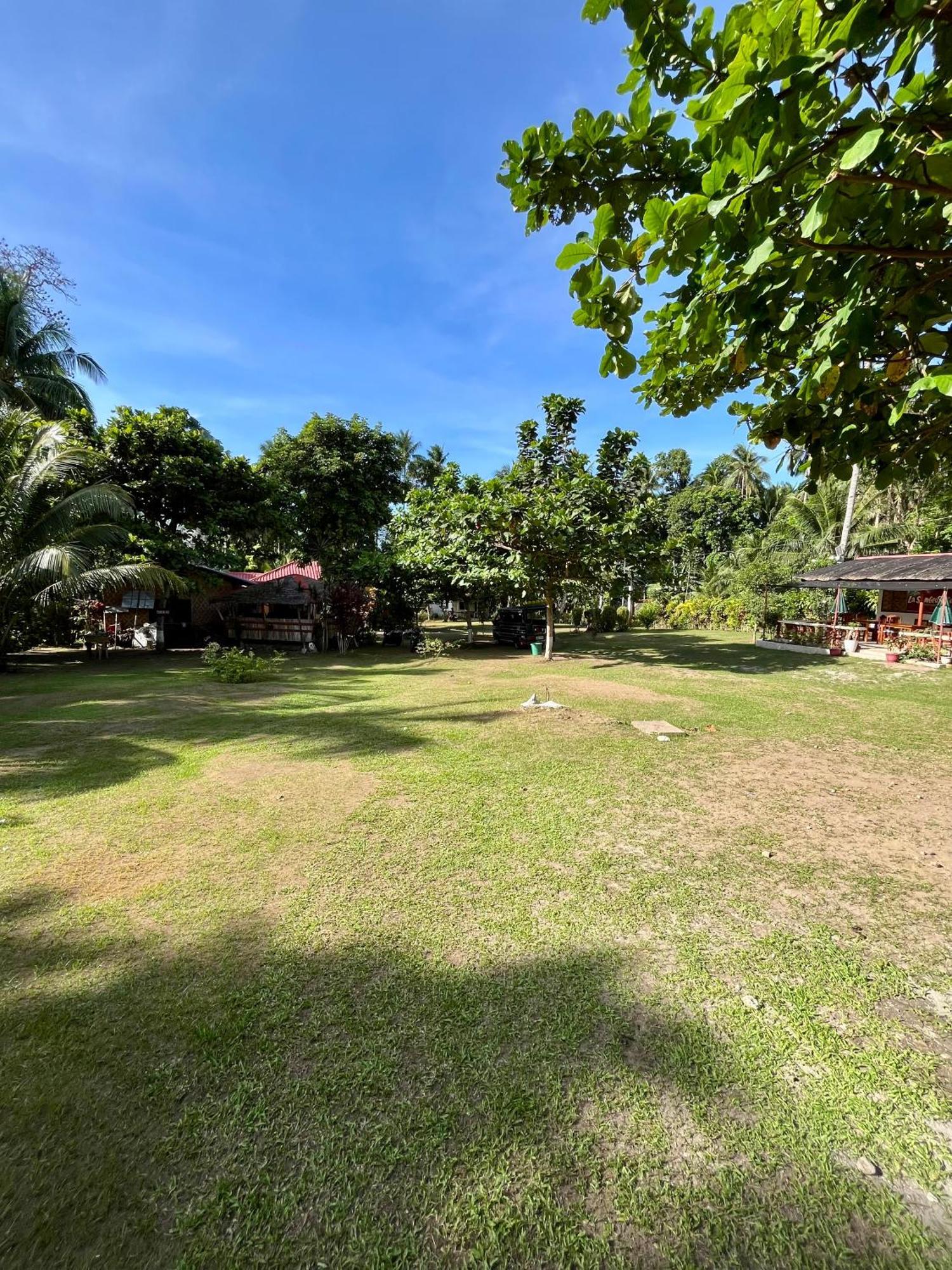 Paco'S Garden Home Stay Mambajao Bagian luar foto
