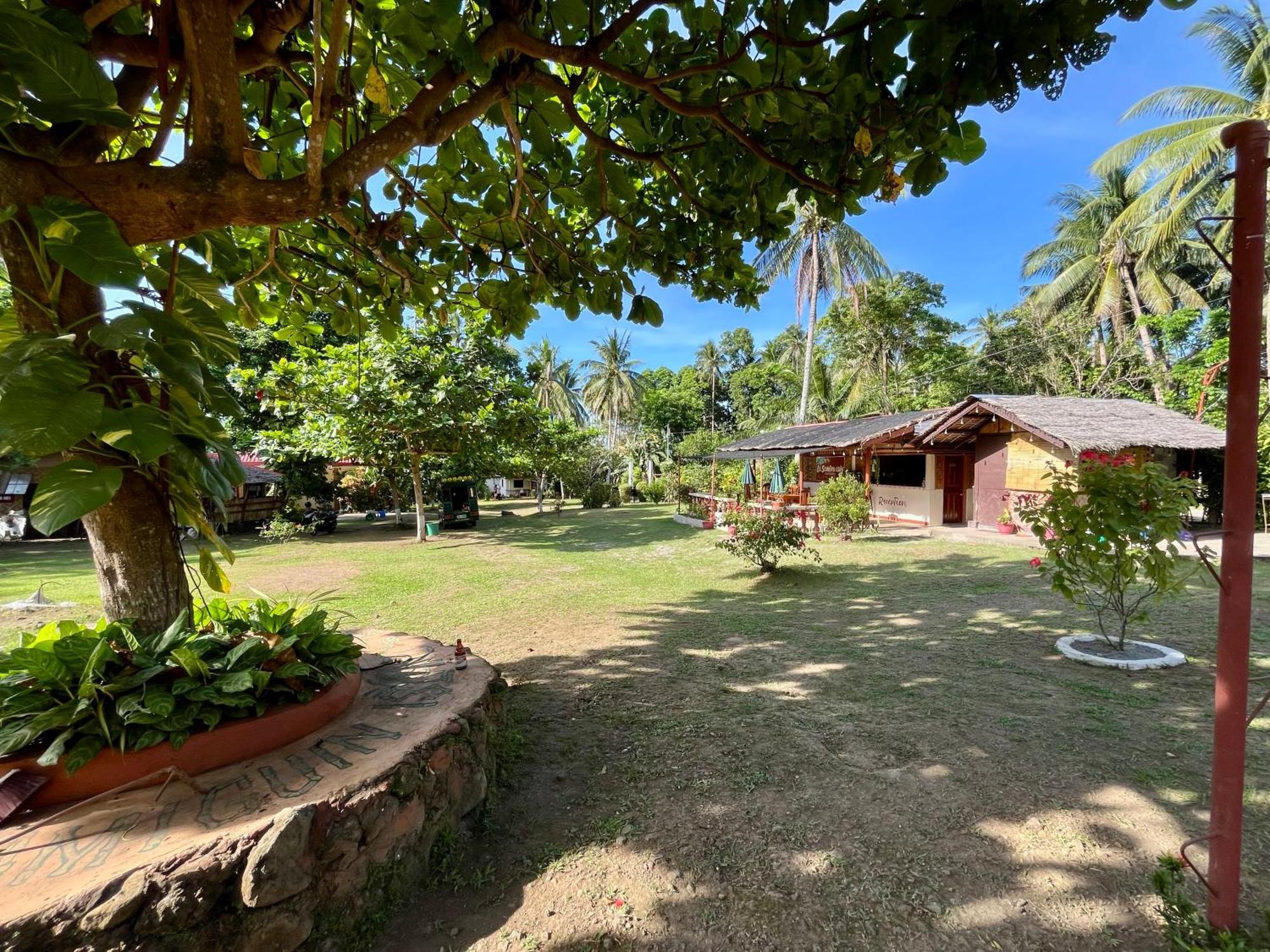 Paco'S Garden Home Stay Mambajao Bagian luar foto